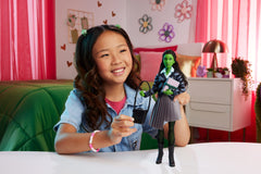 Universal Pictures’ Wicked Poupée Elphaba à L’Université de Shiz