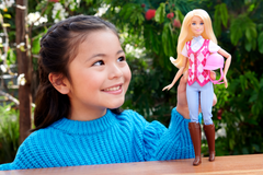 Barbie Detective La Gran Carrera de Caballos Muñeca Malibú Equitación