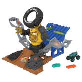 Hot Wheels Monster Trucks Arena Smashers MEGA-Wrex vs Crushzilla Takedown Playset