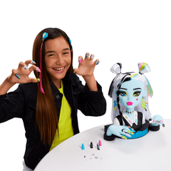 Monster High Tête à Coiffer de Poupée Frankie Stein, 65+ Accessoires