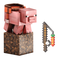 Minecraft Diamond Level Pig Action Figure, 4 Accessories, 5.5-in Collector Scale